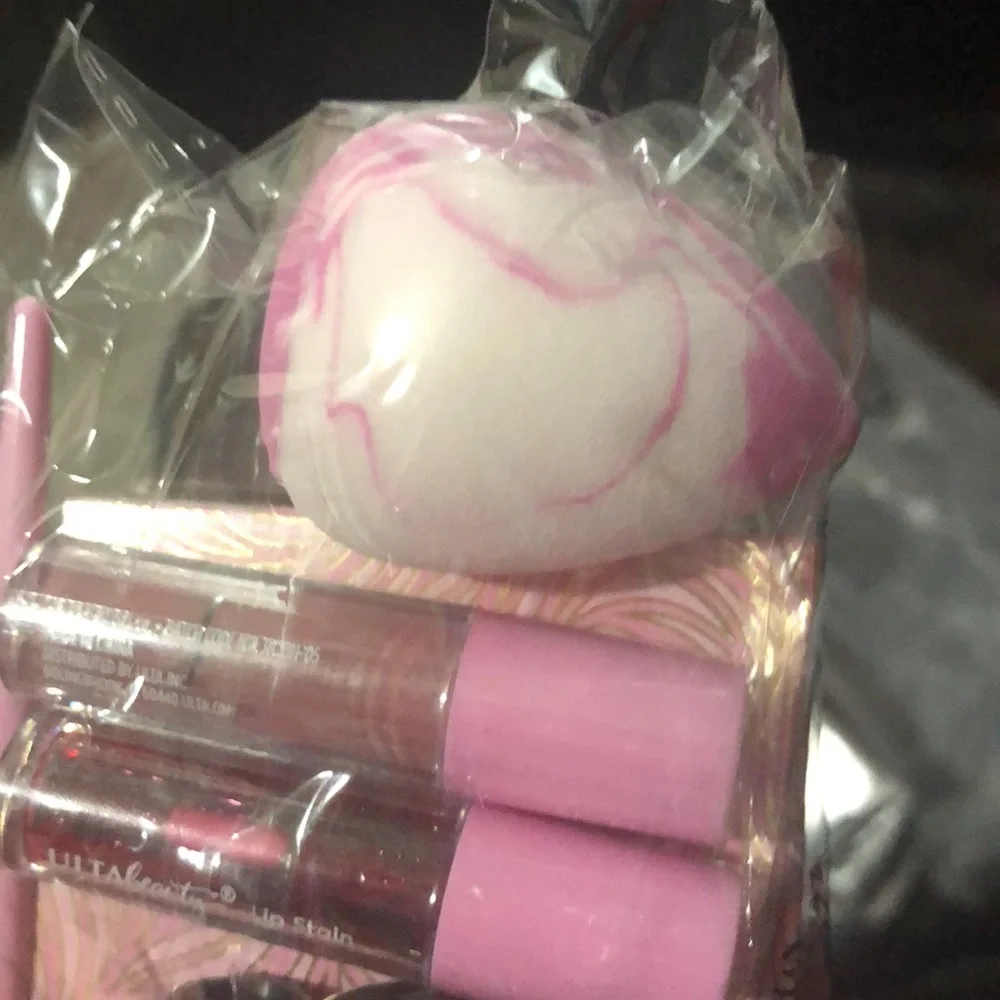 Ulta Beauty new set - Picture 4 of 6